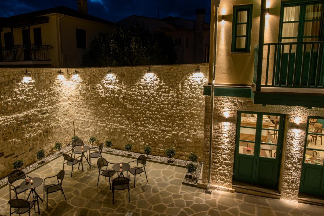Отель Castrello Old Town Hospitality Янина Экстерьер фото